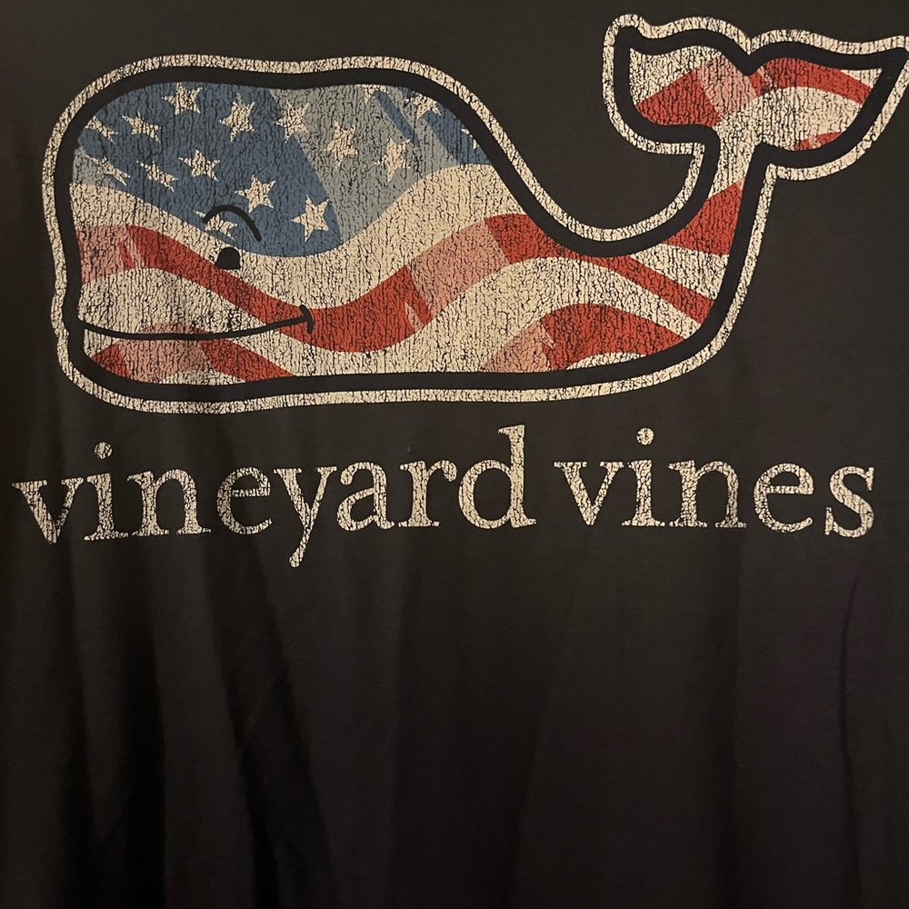 Vineyard Vines NWT XXL  LS t shirt navy blue